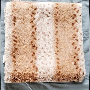 Jennifer Lopez Faux Fur Throw
